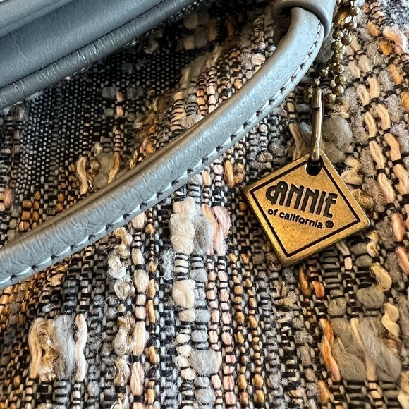 Vintage Annie of California Textile Wristlet Clutch with Hinge Closure - Picture 16 of 16